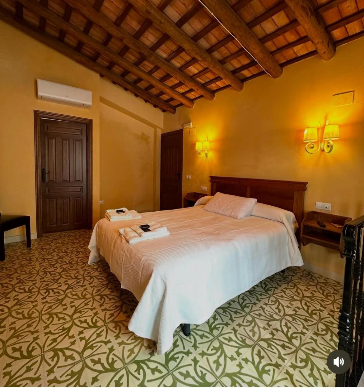 Casa Rural La Plazuela กาซาญา เดลา เซียร์รา ภายนอก รูปภาพ